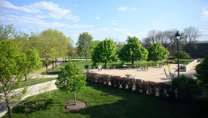 Moraine Valley Community College campus.
