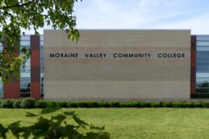 Exterior of the SWEC building that reads "Moraine Valley Community College"