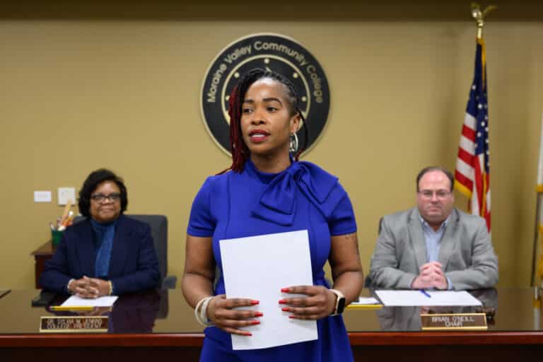 |Jaclyn O’Day is sworn in as a trustee of Moraine Valley Community College|Tiffany Robinson being sworn in as a member of the Board of Trustees